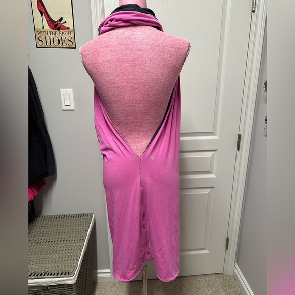 Lululemon Covers It All Dress *Reversible - Picture 4 of 12